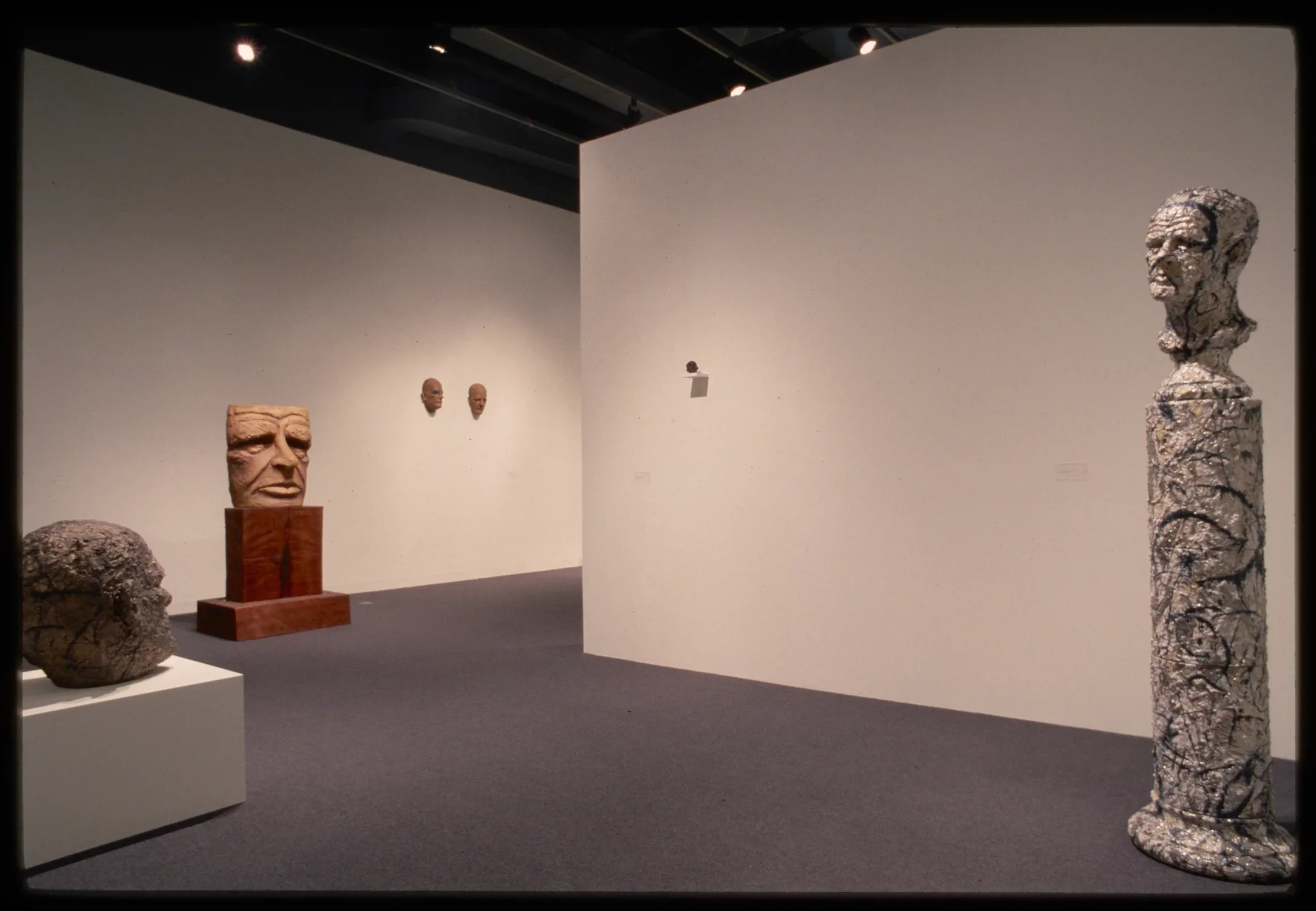 Sculptures are hung, on pedestals or on the floor of the gallery, Some represent Jackson pollock while others are abstracted.