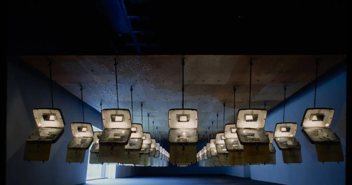 Elizabeth Diller and Ricardo Scofidio: Tourisms: suitCase Studies
