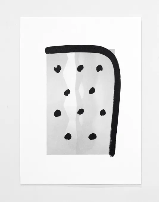 Grey background with black dots and a black line arch going from the top left corner around the border to the bottom right.