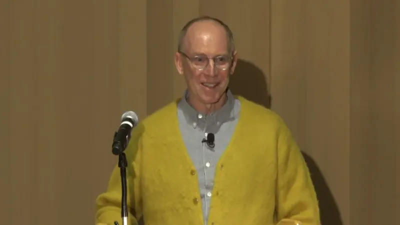 Preview image for the video "Artist Talk Spencer Finch".