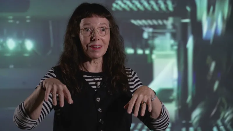 Preview image for the video "Leslie Thornton: Begin Again, Again".